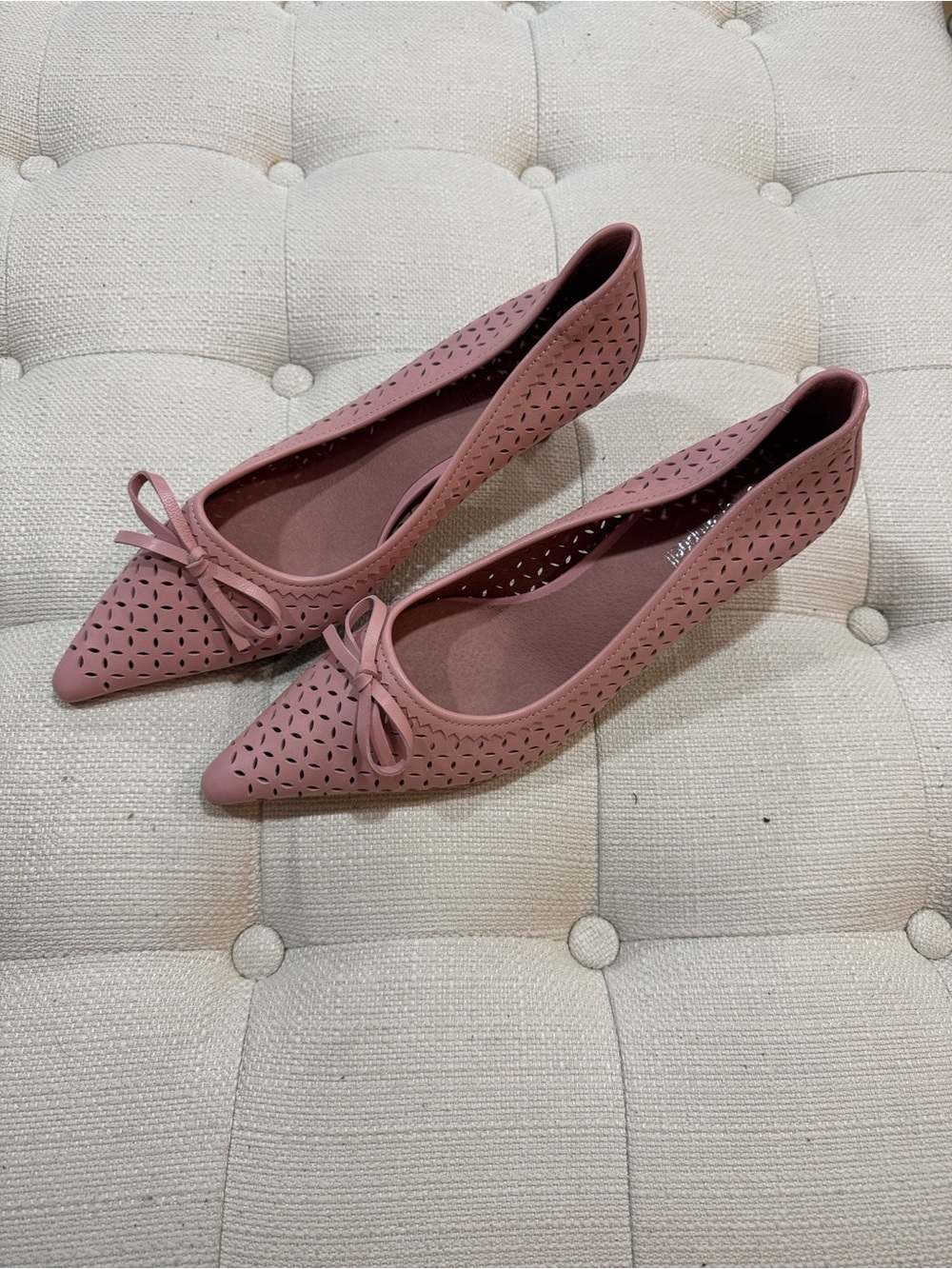 Women’s Pointed Laser-Cut Bow Flats - Dusty Rose